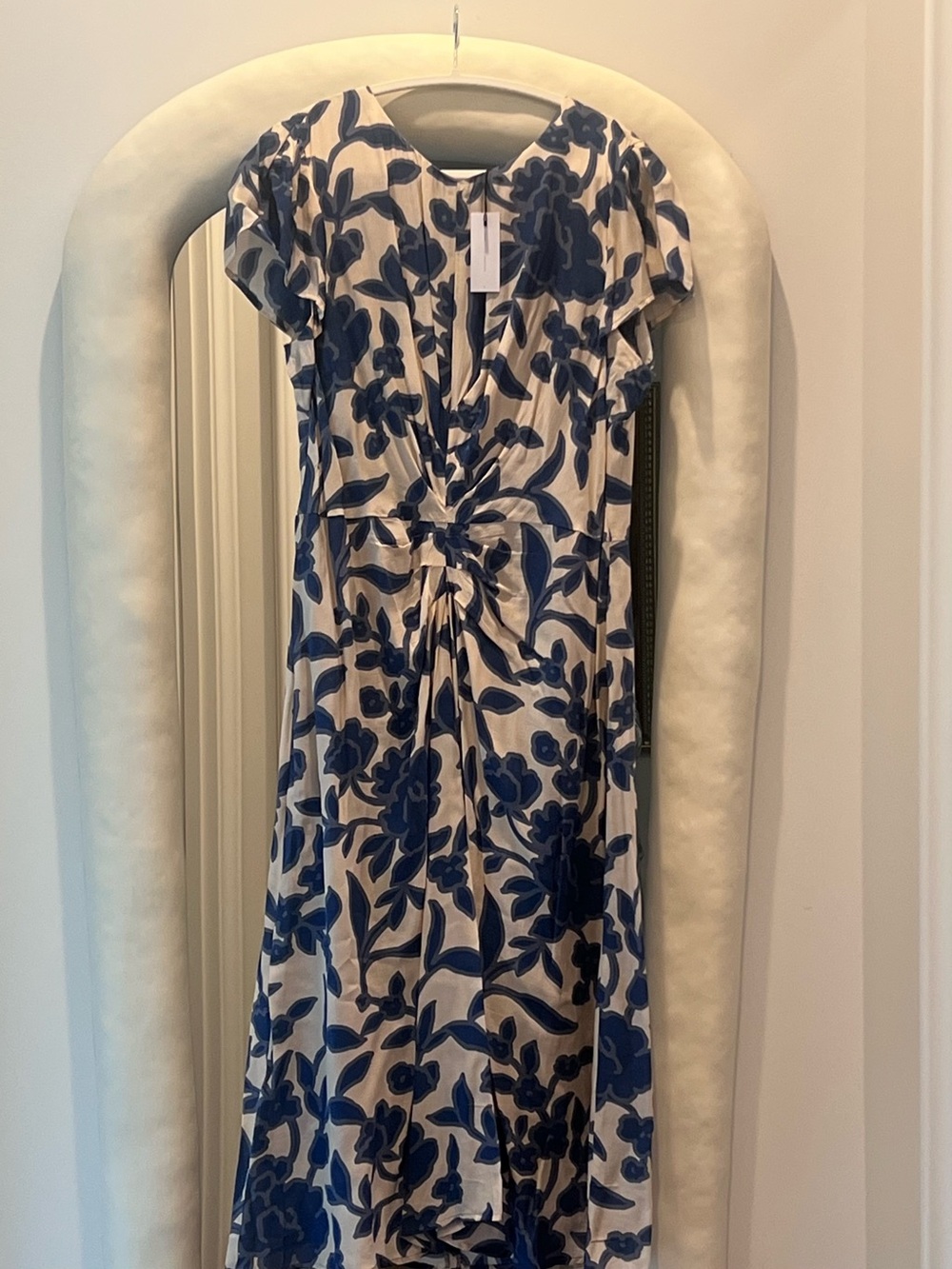 Velvet by Graham & Spencer Nevine Dress - Picture 3 of 6